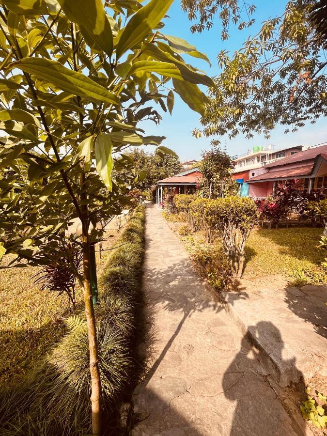 Paradise Mount Resort Pokhara Buitenkant foto