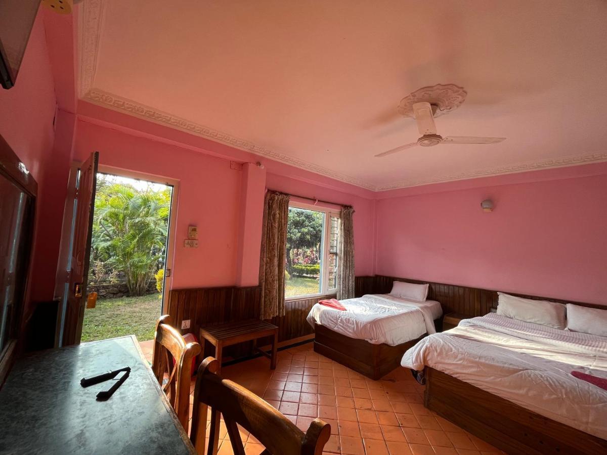 Paradise Mount Resort Pokhara Buitenkant foto